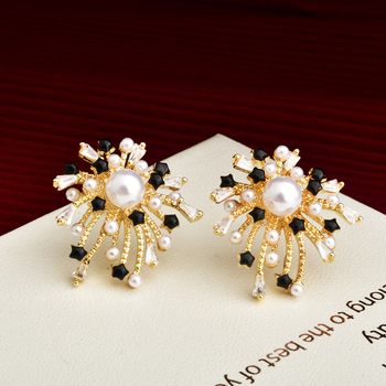 Naušnice od bakrene baze s pravim zlatnim premazom, geometrijski oblik, model R0783