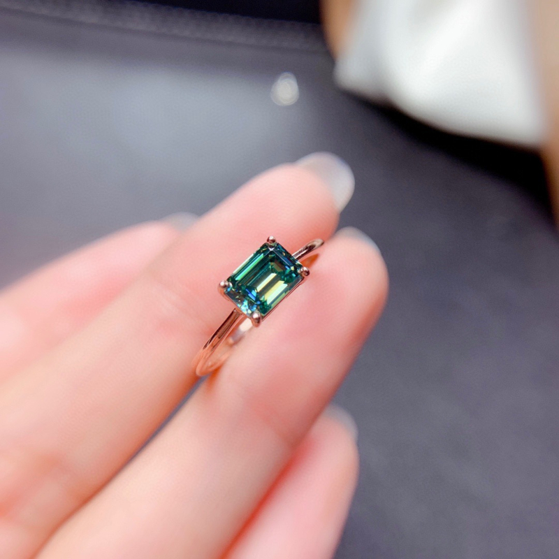 Prsten od moissanita s emerald-cut rezom, pozlaćeni postavak, prilagodljiv