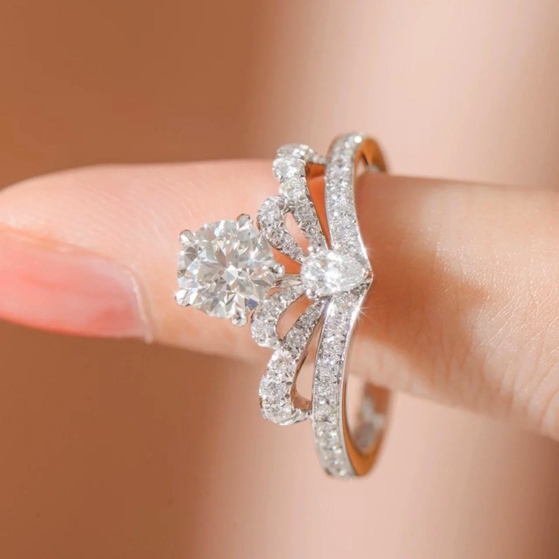 Női réz gyűrű korona, ív és csepp alakú dizájnnal, cirkónium beültetett