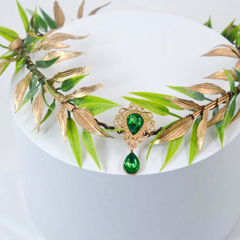 Doplnok na hlavu – lesný štýl, materiál: plast/živica; značka Poetry; výrobné číslo D540; jar 2025