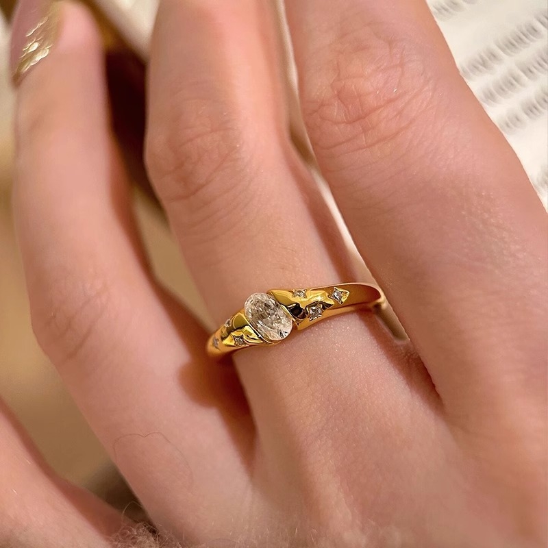 Réz gyűrű geometriai minimalist design nőknek, elektroplattolt felülettel