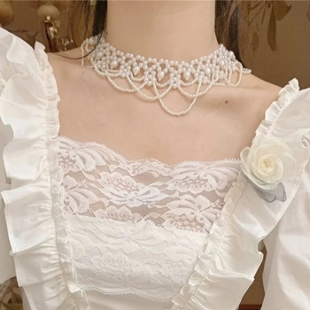 Kötött kivágott nyaklánc gyöngyökkel, bojtokkal és hullámos élű kulcscsonti lánccal — testreszabott minták, próba 1-2 nap, tavasz 2023