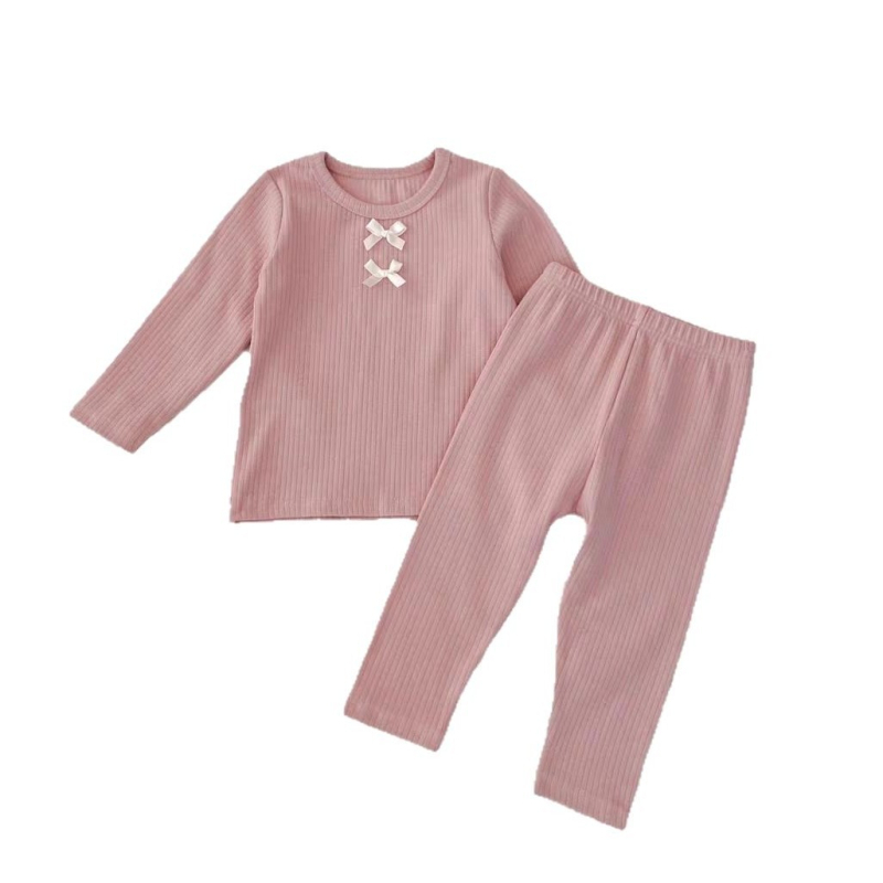 Két darabos gyerek otthoni készlet – Derong poliészter 95% – lágy kezelés, meleg mindennapi viselet 3–8 éveseknek, tél-tavasz-ősz szezon