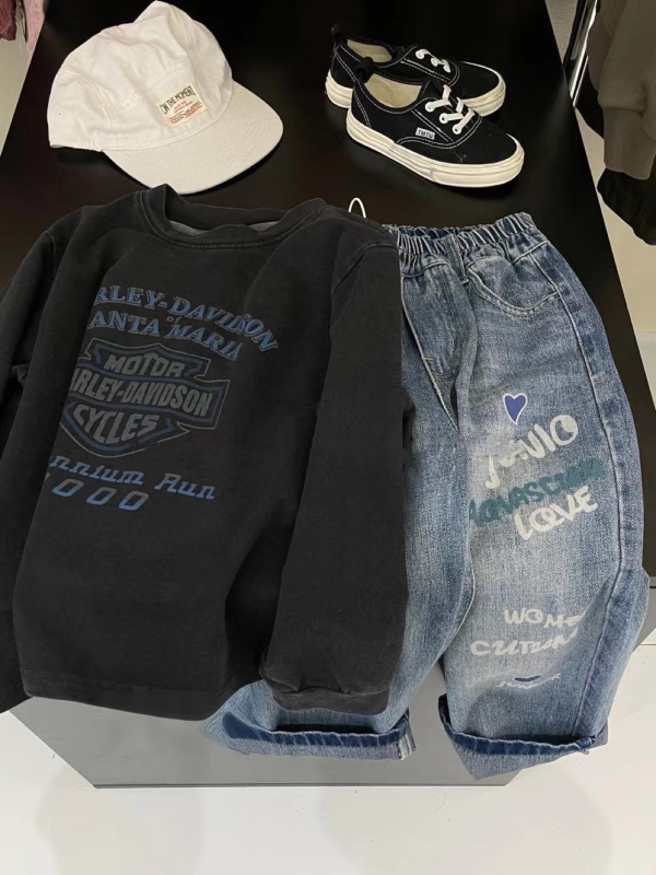 Hosszú ujjú pamut póló, koreai stílus, uniszex, tavasz–ősz szezon, retro betűs nyomtatás