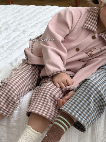 Set pijamale copii, două piese, model cărouri, stil coreean, 92% poliester fleece