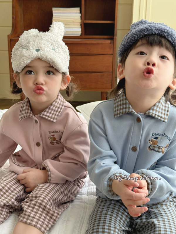Set pijamale copii, două piese, model cărouri, stil coreean, 92% poliester fleece