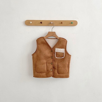 Dječja zimska vest, casual stil, otvoreni prednji dio, debeli poliesterski materijal s poliester podstavom, zatvaranje jednim redom gumba, za uzrast 1–3 godine