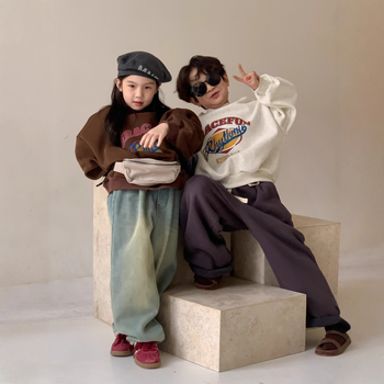 Dječji fleece pulover bez kapuljače, unisex, debeo, okrugli vrat, dugi rukav, otisak crtića i slova