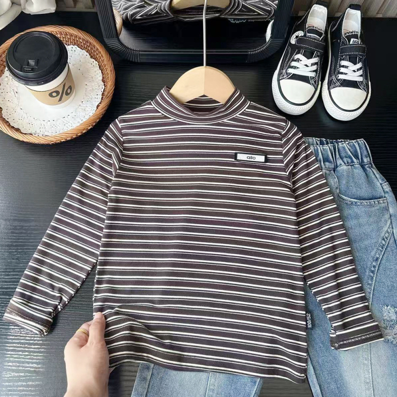 Fiúknak szánt csíkos, rugalmas hosszú ujjú felső koreai stílusban, poliészter-alapanyagú, 8 évesnél idősebb gyermekeknek, téli szezon 2025