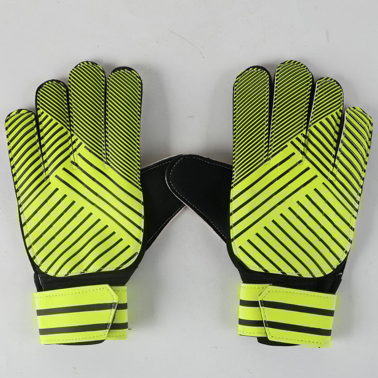 Jalgpalliväravavahtide kinnas — universaalne, sobib täiskasvanutele ja lastele, kaitsev kinnas jalgpalliks (lateksnahk; kaitsev kinnas; jalgpall)