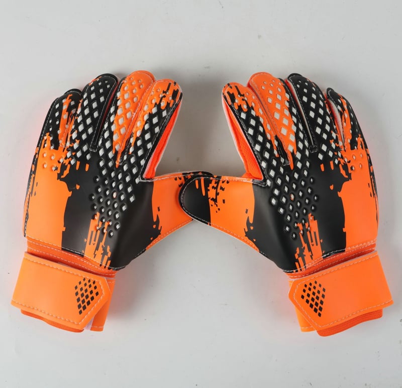 Jalgpalliväravavahtide kinnas — universaalne, sobib täiskasvanutele ja lastele, kaitsev kinnas jalgpalliks (lateksnahk; kaitsev kinnas; jalgpall)