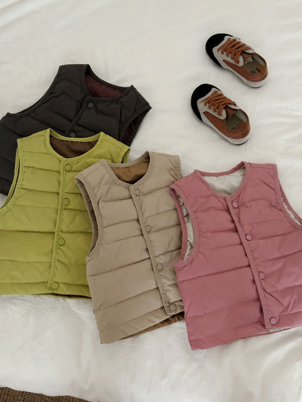 Gyerekeknek készült tollal töltött mellény, fehér kacsa tollal, külső nylon, bélés poliészter, ujjak nélkül, 3–8 éveseknek