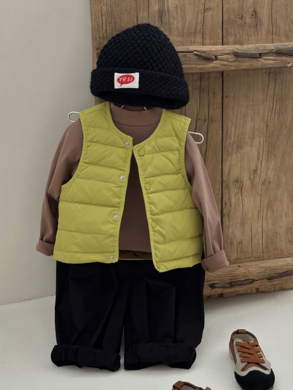 Gyerekeknek készült tollal töltött mellény, fehér kacsa tollal, külső nylon, bélés poliészter, ujjak nélkül, 3–8 éveseknek