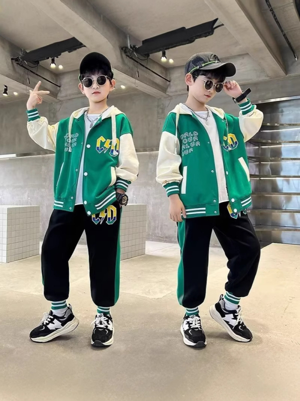 Set de două piese cu glugă pentru primăvară – costum casual cu pantaloni și model desen animat, material din amestec de bumbac, 95% poliester, pentru copii 3–8 ani