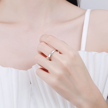 Prsten od srebra 925 s moissanitom - unisex, geometrijski kvadrat, 0,3 ct, elektroplatinirano