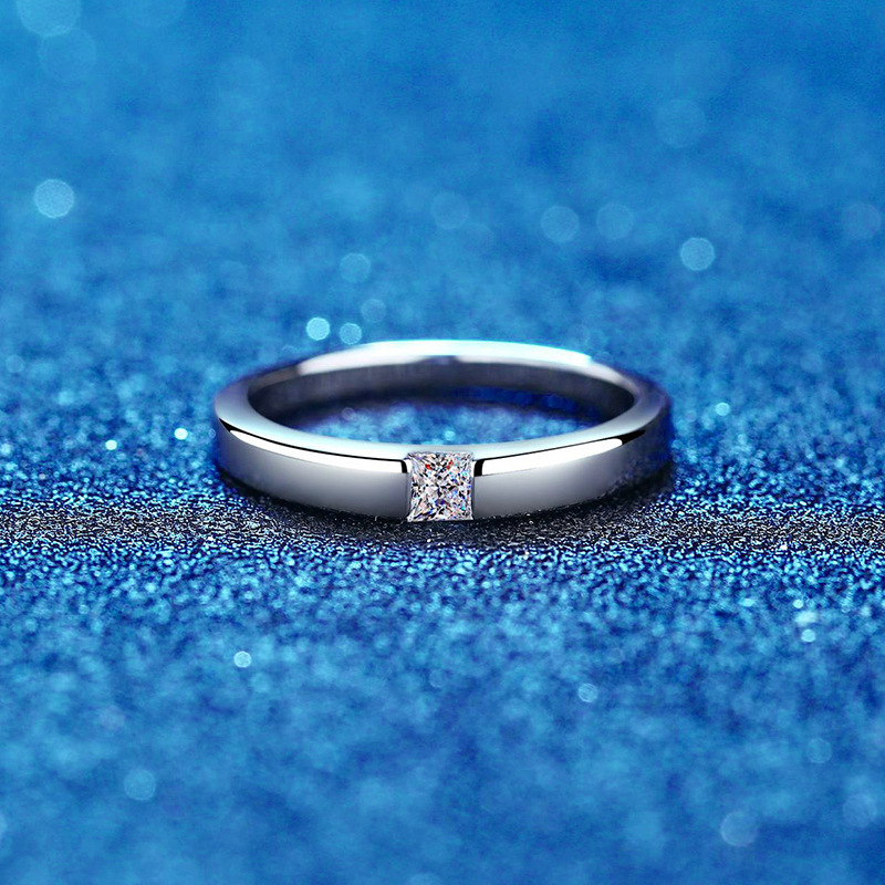 Prsten od srebra 925 s moissanitom - unisex, geometrijski kvadrat, 0,3 ct, elektroplatinirano