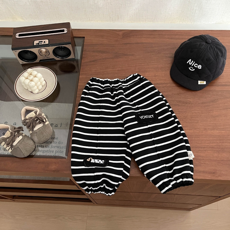 Veste pentru copii, cardigan în stil coreean; exterior din nailon cu căptușeală de bumbac; umplutură poliester; închidere cu nasturi; model cu animale/desene animate.