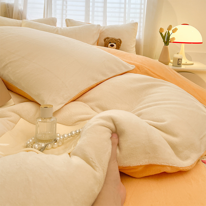 Pieno veliūro patalynės komplektas, keturių dalių, dvipusis veliūras, 800–1000 g