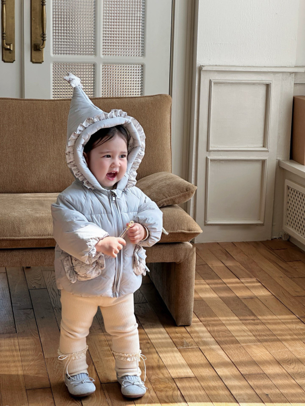 Lányok téli pehelykabát koreai stílusú, kapucnival, középmagas hosszúság, kacsapehely töltet 86–90%