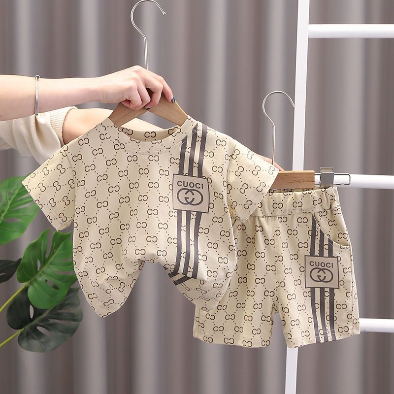 Dječji ljetni dvodijelni set – kratki rukav, kratke hlače, korejski stil, uzrast 3–8 godina, poliester 95%, mekano obrađena tkanina