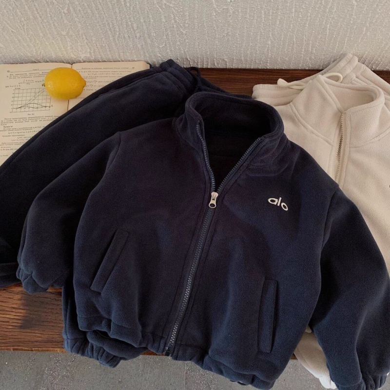 Set copii din două piese din bumbac 90%, unisex, casual, toamnă-iarnă, top cu mânecă lungă și pantaloni lungi, finisaj moale.