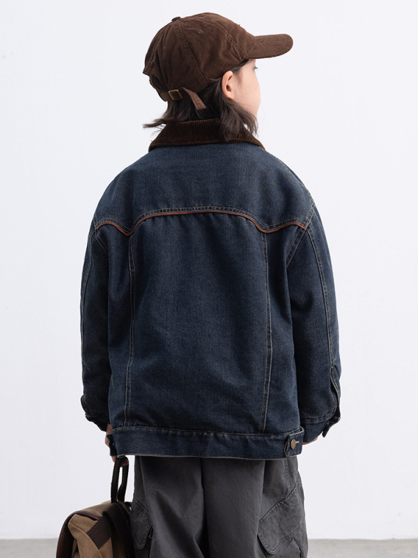 Berniukų džinsinis švarkas rudens–žiemos 2025, storas medvilninis pildymas, kasdienis stilius, užsegimas vienu sagos