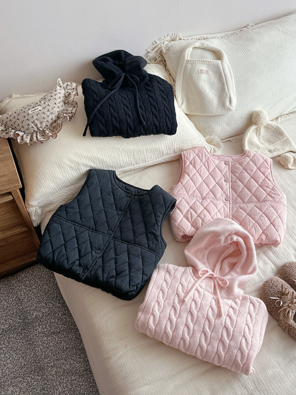 Set pentru fetițe: pulover cu glugă și vestă, iarna 2025, stil coreean, format din două piese