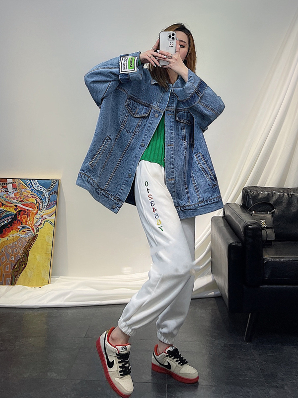 Ženska traper jakna, ležernog kroja, korejski stil, srednja duljina, dugi rukavi, jednoredno zatvaranje, pamuk 71–80% s podstavom od pamuka