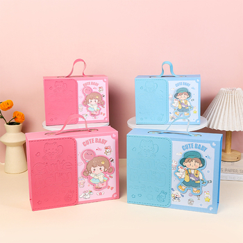 Квадратна подаръчна кутия от хартия, карикатурен стил, подходяща за сватби