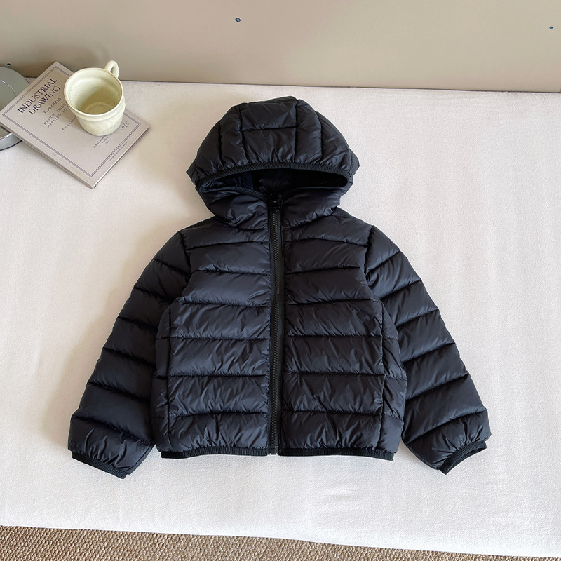 Kisgyerekeknek szóló koreai stílusú téli tollkabát, kacsa toll 86–90%, rövid szabás, laza szabás, nem levehető kapucni