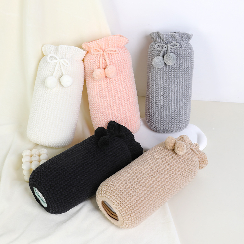 Biroja aizsargpiedurknes pārsegs – pūkains audums, noturīgs pret traipiem, rudens–ziemas sezona, vienkrāsains, izšūts