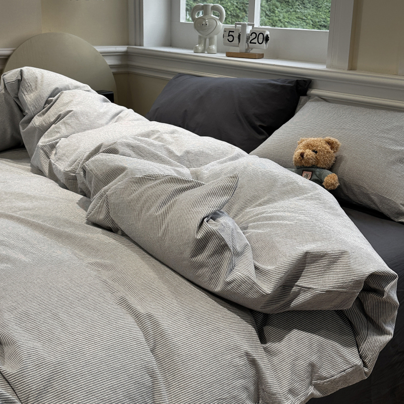 Išplauta medvilninė patalynė, keturių dalių komplektas, dryžių ir languoto rašto modelis, reaktyvinis dažymas