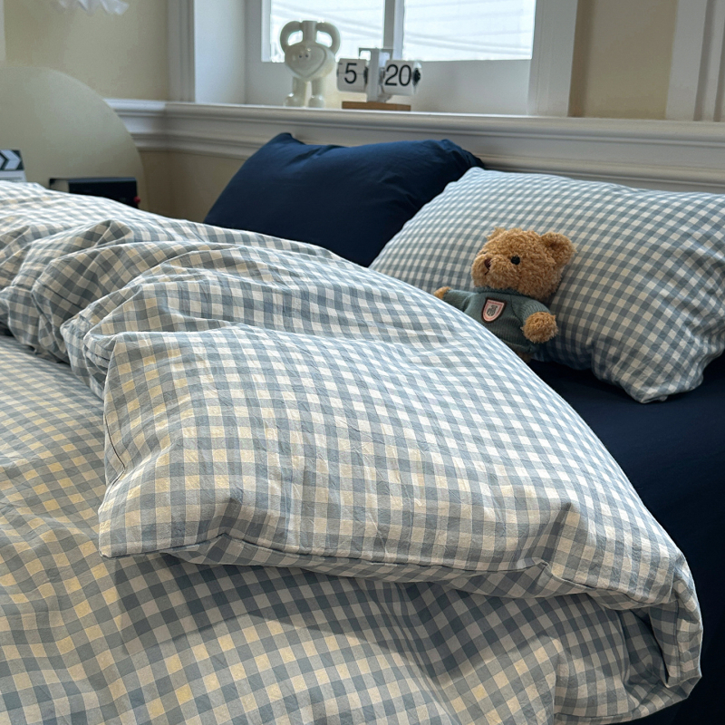 Išplauta medvilninė patalynė, keturių dalių komplektas, dryžių ir languoto rašto modelis, reaktyvinis dažymas