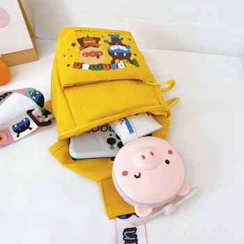 Kanvasest crossbody kott tüdrukutele, laia õla rihm, nailonist vooder, tähtedega muster, igapäevaseks kasutamiseks