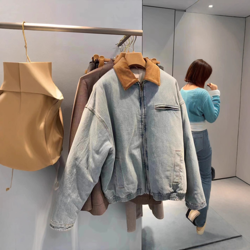 Bavlnený prešívaný kabát, voľný strih, stredná hrúbka, zapínanie na zips, japonsko-kórejský štýl