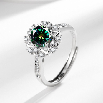 Atveriamas žiedas su moissanito imitacija, vario pagrindas, karūnos ir bangų dizainas, deimantinis paviršius