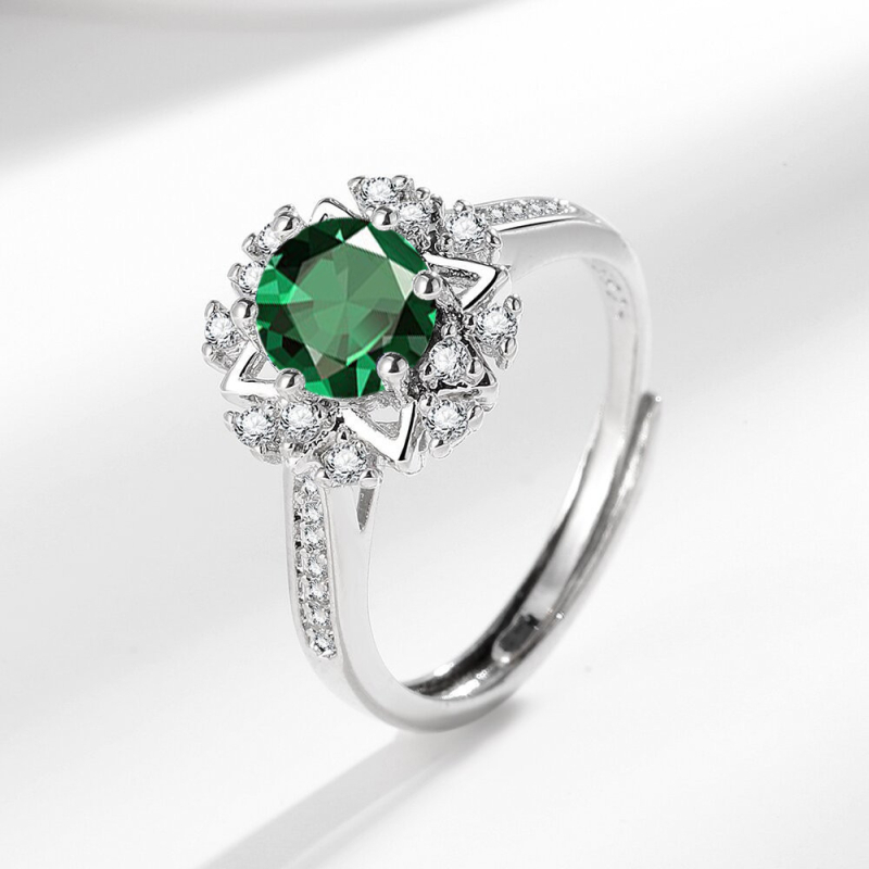 Atveriamas žiedas su moissanito imitacija, vario pagrindas, karūnos ir bangų dizainas, deimantinis paviršius