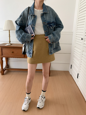 Bavlnené sako s jednofarebným dizajnom, dlhé rukávy, límec, stredná dĺžka