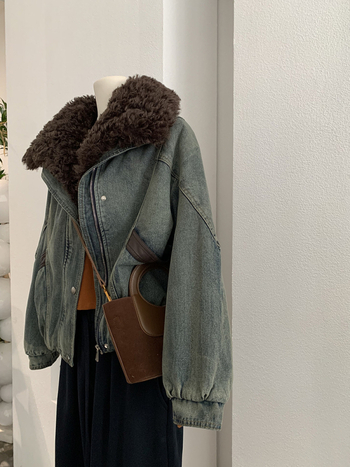 Dámska rifľová bunda s golierom, patchwork dizajn, voľný strih, dlhé rukávy, zips