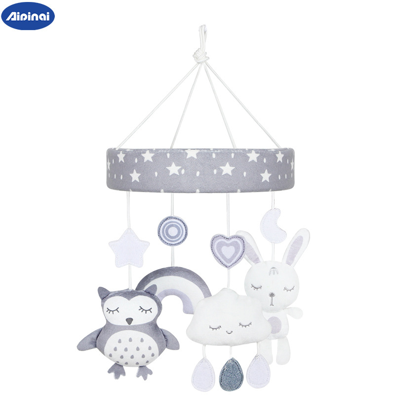 Дрънкалка за креватче за новородени – плюшена животинска висяща музикална въртяща се играчка (Плюш; Звънче и въртене на музика; Подходяща за деца 0–3 г.)