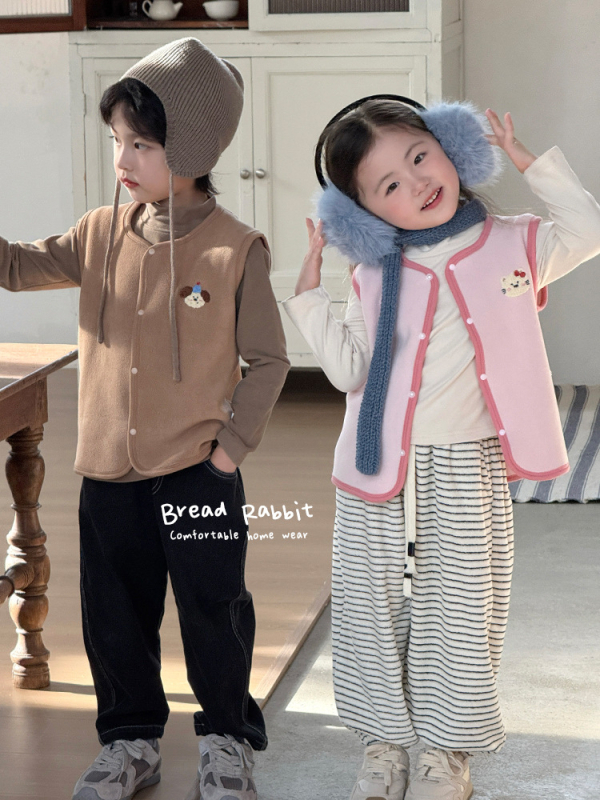 Laste vest – Korea stiilis kardigan, karikatuuri peamotiiv, paks Coral Fleece polüestri voodriga, 3–8 aastat, sügis-talv, kapuutsita, ühe rea nööpidega