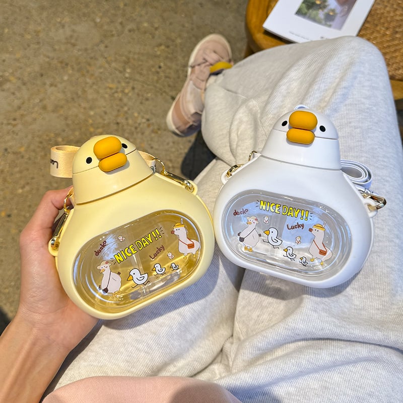 Detský sippy pohár s motívom kačky, so slamkou, z polykarbonátu, odolný voči teplotám