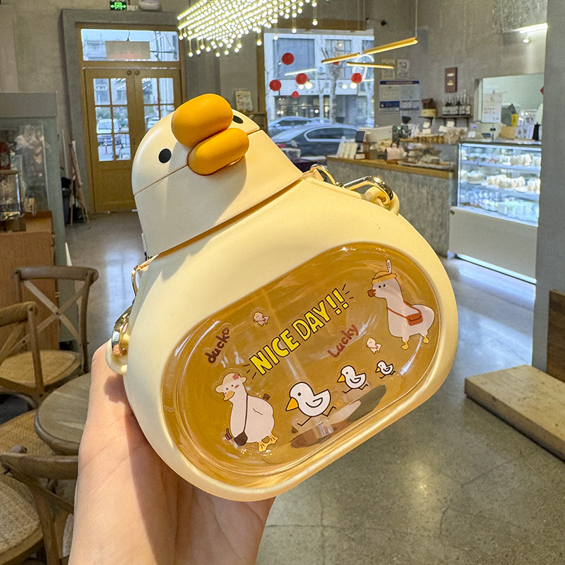 Detský sippy pohár s motívom kačky, so slamkou, z polykarbonátu, odolný voči teplotám