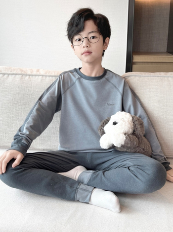 Gyerek téli otthoni ruházat szett – koreai stílusú pulóver, vastag fleece, hosszú ujjú, kerek nyakú