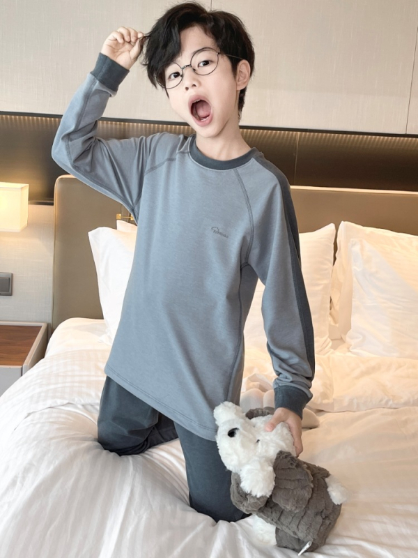 Gyerek téli otthoni ruházat szett – koreai stílusú pulóver, vastag fleece, hosszú ujjú, kerek nyakú