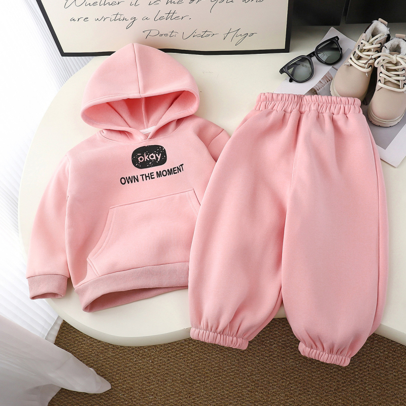Dječji fleksi set s kapuljačom od dva dijela, hoodie i dugačke hlače, debeli flis, uzorak s slovima, za dob 3–8 godina, jesen-zima