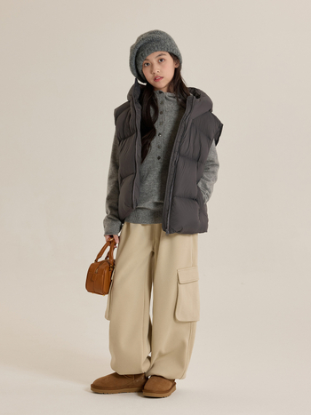 Lányoknak kapucnis pehely mellény, koreai stílus, téli 2025, 86–90% fehér kacsa pehely, rövid fazon, laza szabás, cipzáros zárás