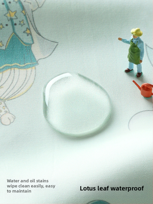 Belleptide Bērnu ūdensnecaurlaidīgs ēdināšanas bavete ar kabatu — Karikatūras raksts, 100% poliesters