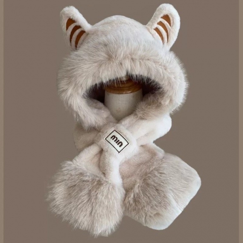 Moterų žiemos trijų dalių komplektas: kepurė, šalikas ir pirštinės, iš trumpų triušio plaukų audinio, siuvinėtas