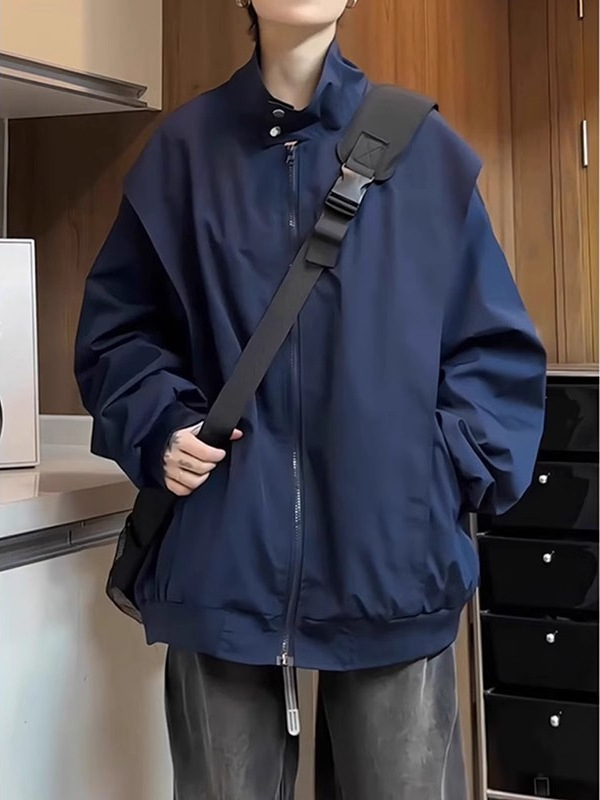 Τζάκετ denim με εξωτερικό ύφασμα βαμβάκι 65%, επένδυση πολυεστέρα, στάσιμος γιακά, φερμουάρ, χαλαρή γραμμή